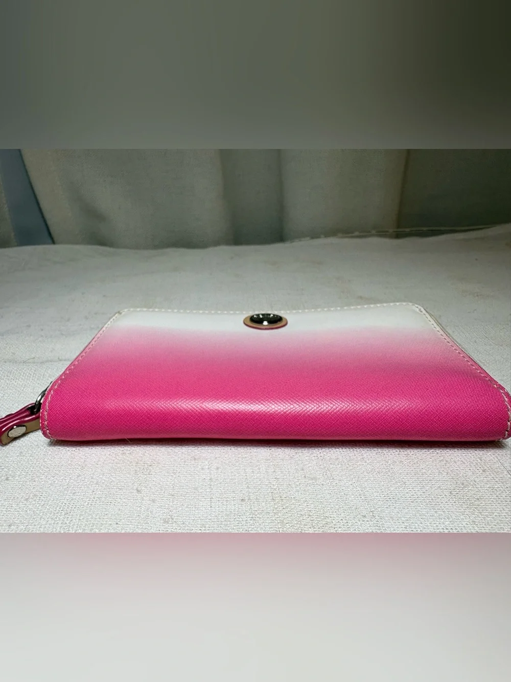 Coach Peyton Pink White Ombre Saffiano Leather Zip Around Wristlet Wallet EUC